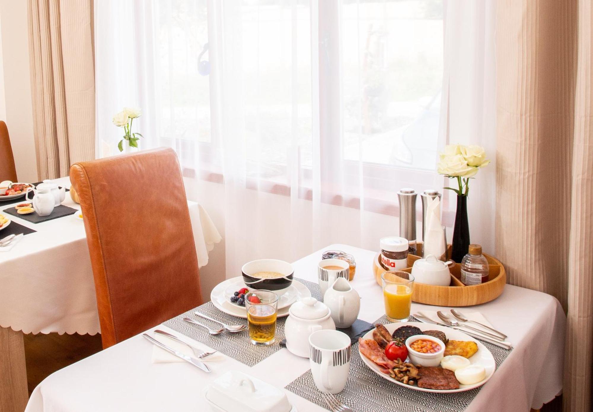 Beechwood Lodge Guesthouse Alness Dış mekan fotoğraf